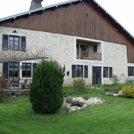 Bed and Breakfast La Fontaine Aux Oiseaux Chevigney Exterior foto