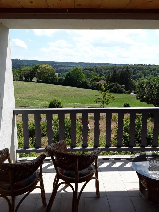 Bed and Breakfast La Fontaine Aux Oiseaux Chevigney Exterior foto
